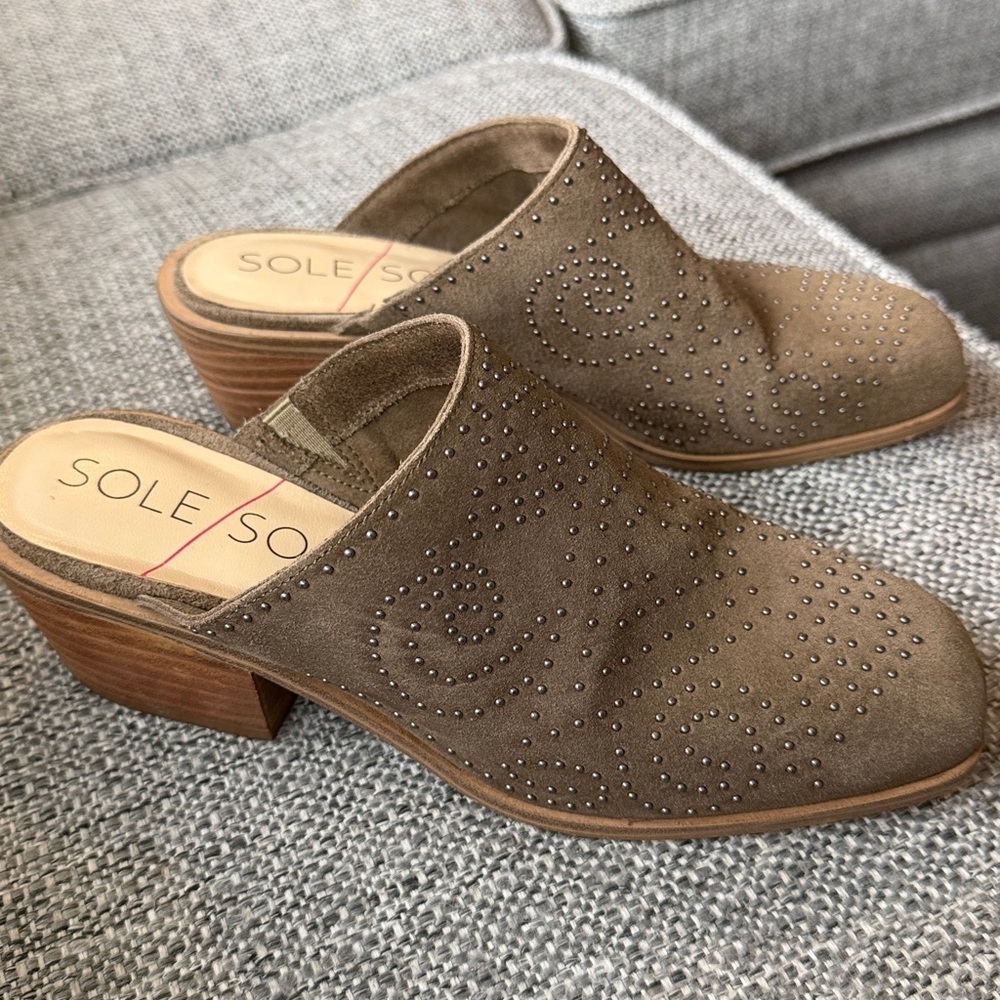 Sole Society Lillianne Modern Western Suede Studded Mules Square Toe Size 7.5
